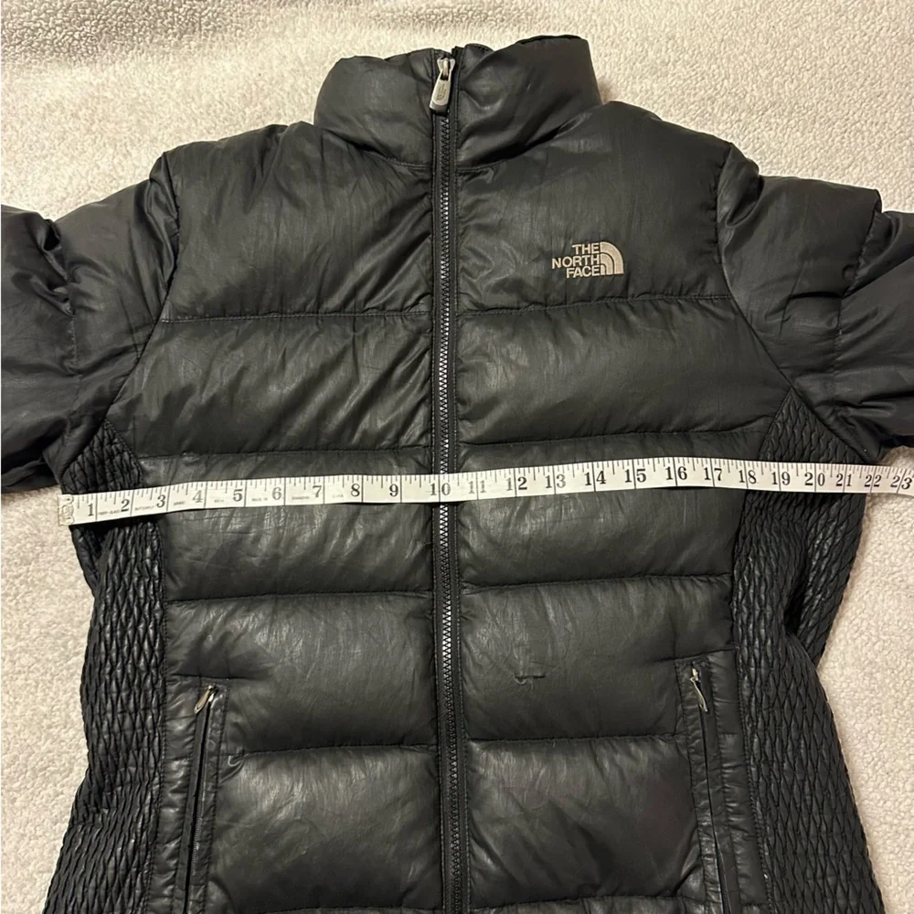 The North Fact Black Quilted 550 Goose Down Puffer Coat Jacket Winter Vintage